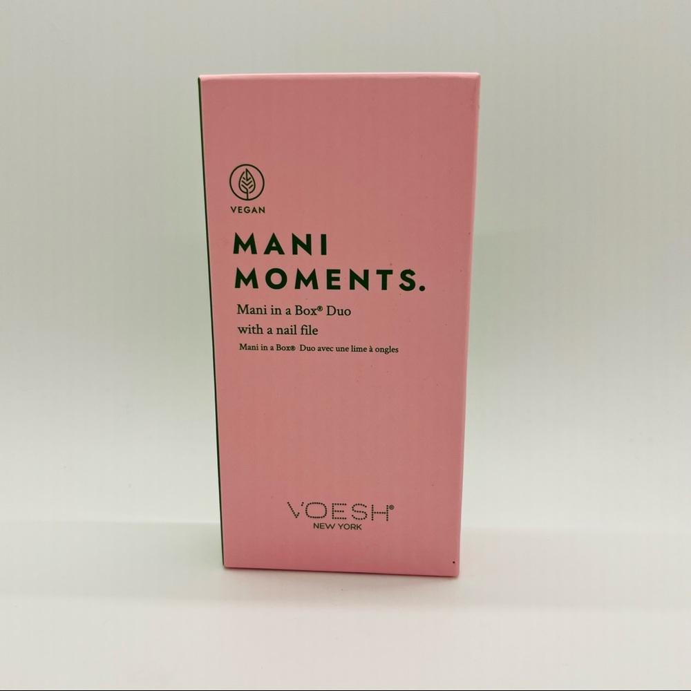 NWT Voesh Mani Moments - Mani In A Box DUO With Nail File